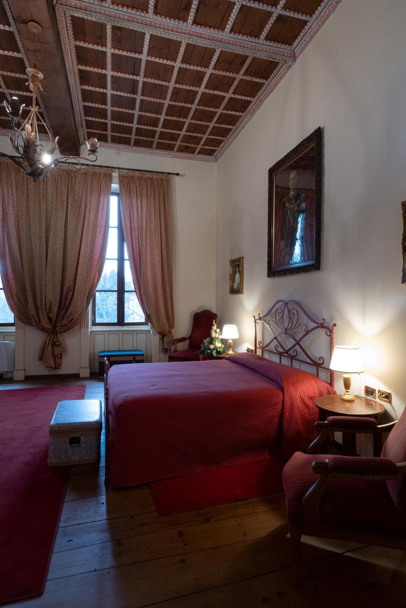 Villa Soleil Коллеретто-Джакоза Экстерьер фото